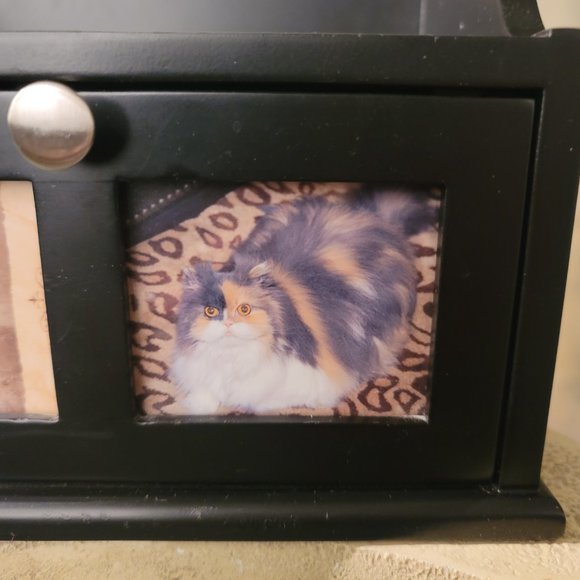 Charging Station Caddy Cord Organizer 2 Photo Door Folds Down Cords Tuck Away - Picture 4 of 12